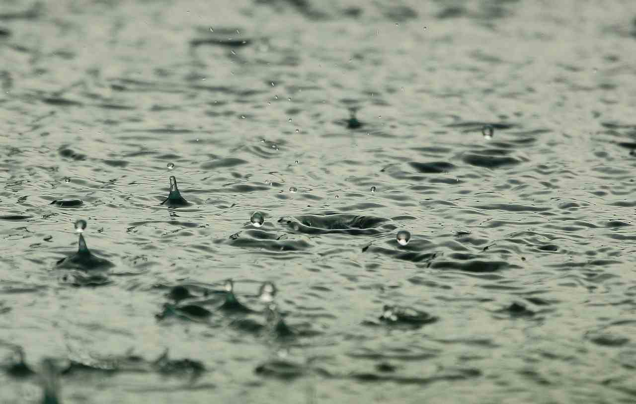 Jerez Miércoles Santo lluvioso y ventoso