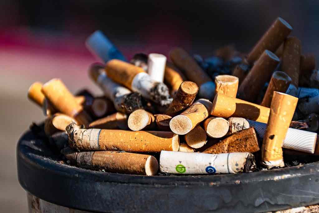 Humo tóxico: La historia amarga del tabaco